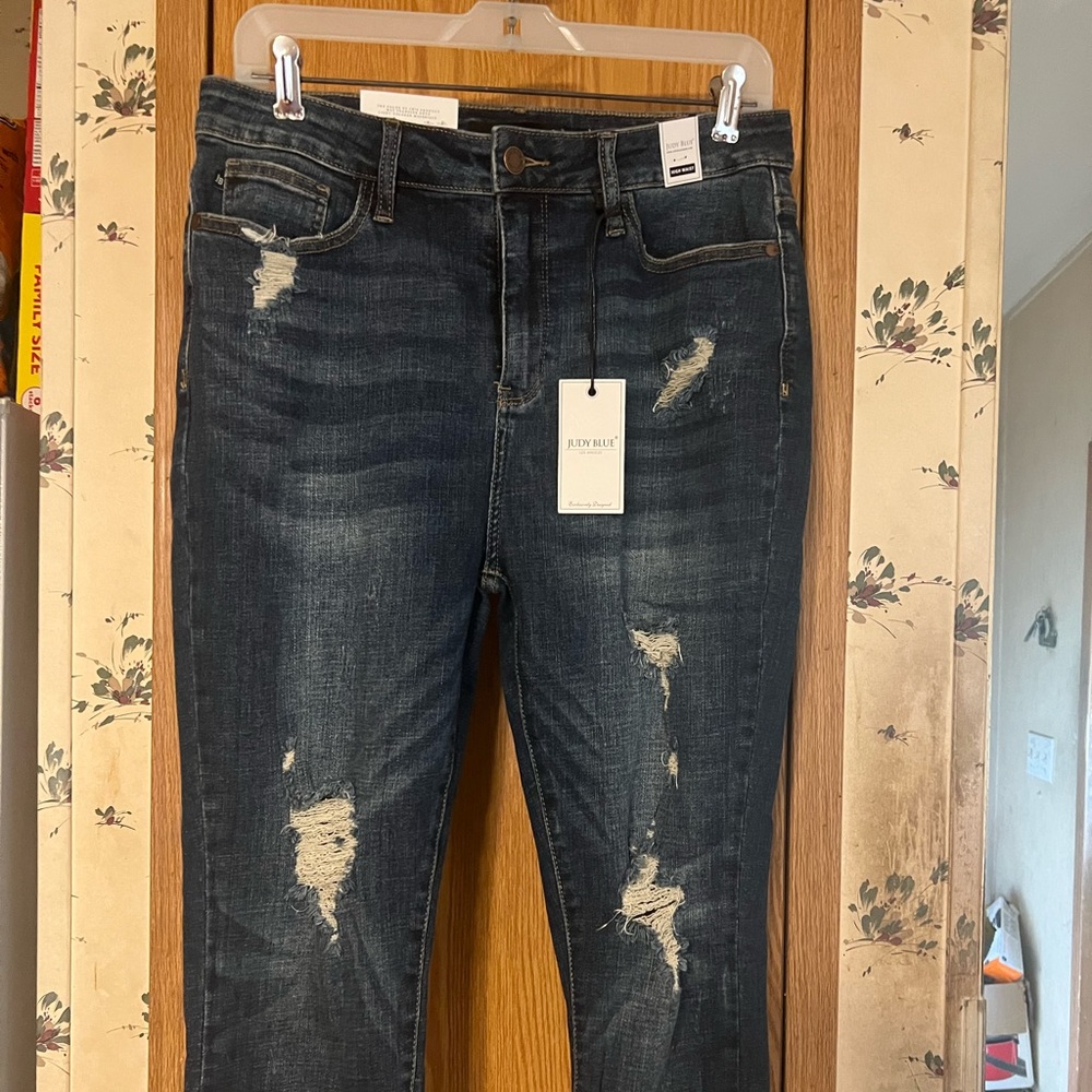 Judy Blue Capris